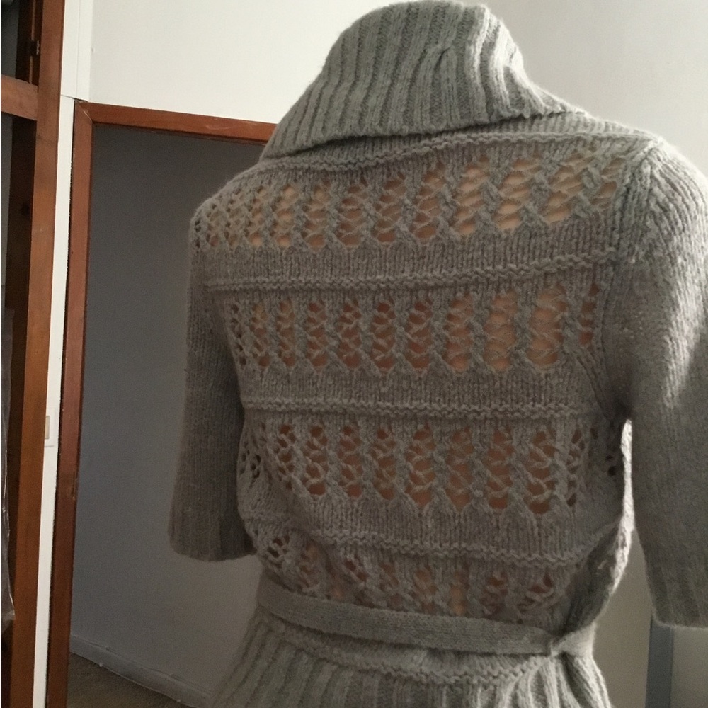 Sweaters - Picture 3 of 5